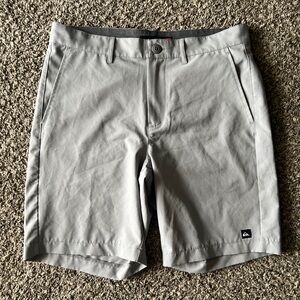 Quiksilver Light Gray Men's Flat Front Shorts